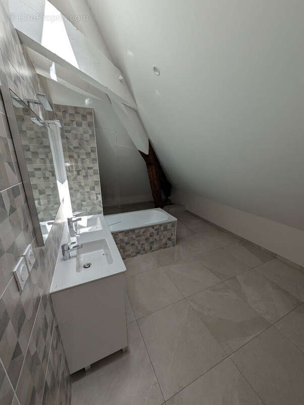 Appartement  - Vienne  - 4 pièces - 75 m2 - Terrasse - photo 11