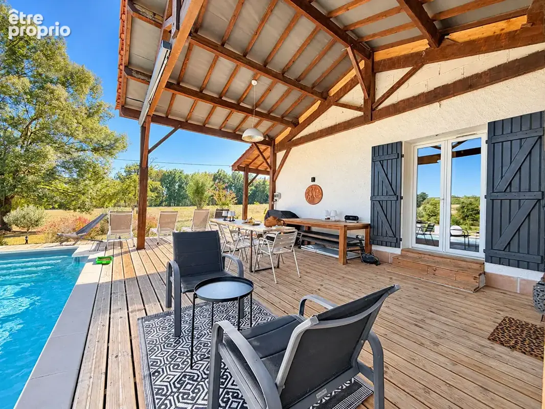 Belle maison restaurée avec piscine, proche Villeréal - photo 15