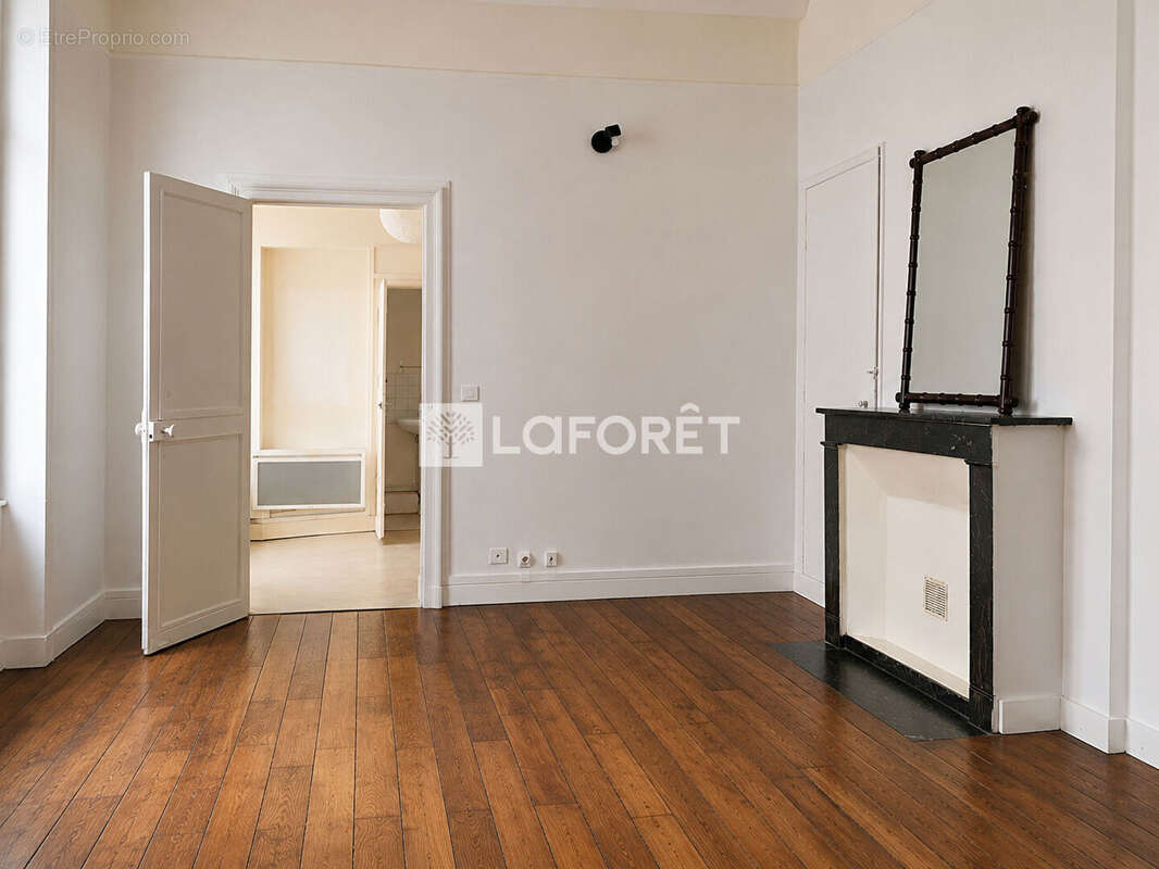 Appartement à VERSAILLES