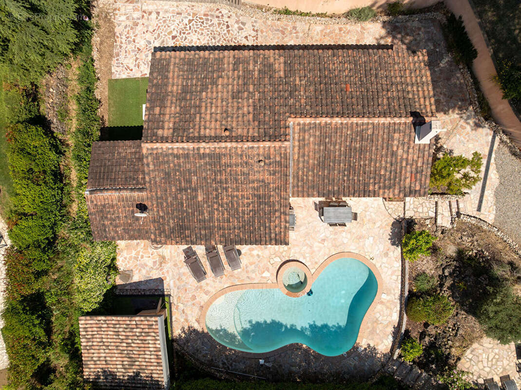 Maison à LORGUES