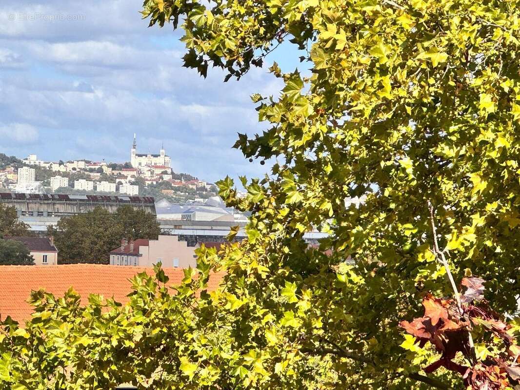   - Appartement à OULLINS