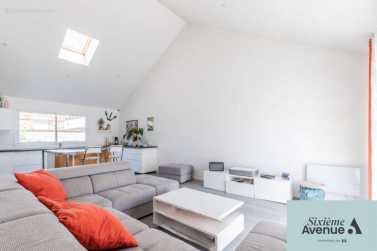 Maison à SAVIGNY-SUR-ORGE