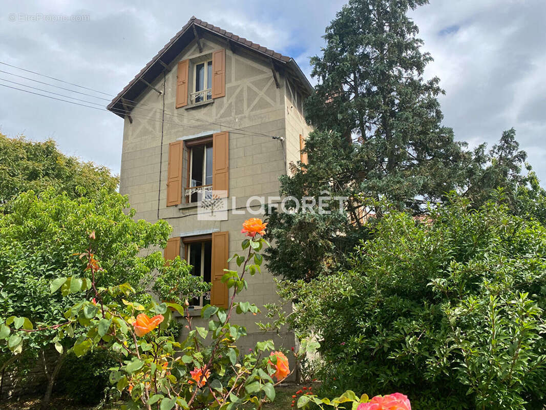 Maison bourgeoise  Limay 11 pièces de 248 m² environ - photo 2