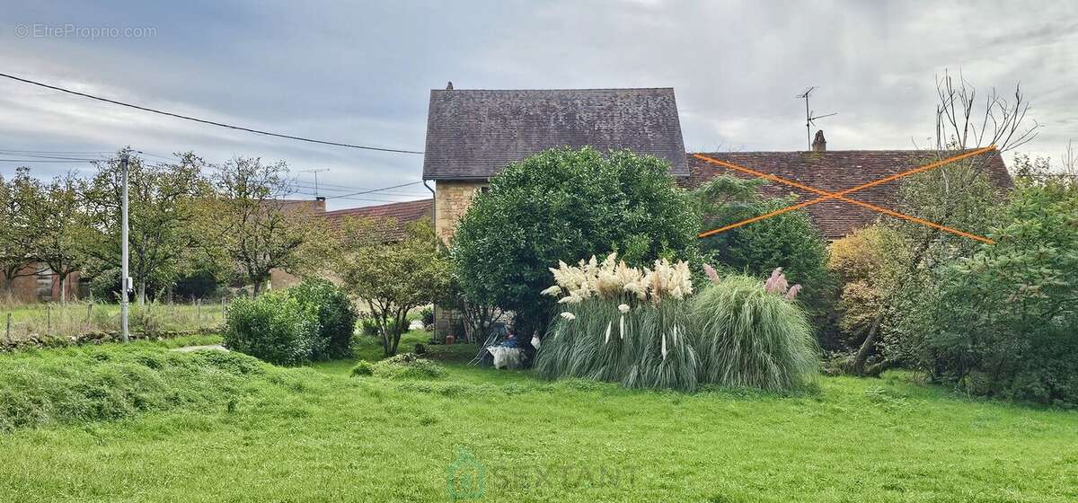Maison à CENAC-ET-SAINT-JULIEN