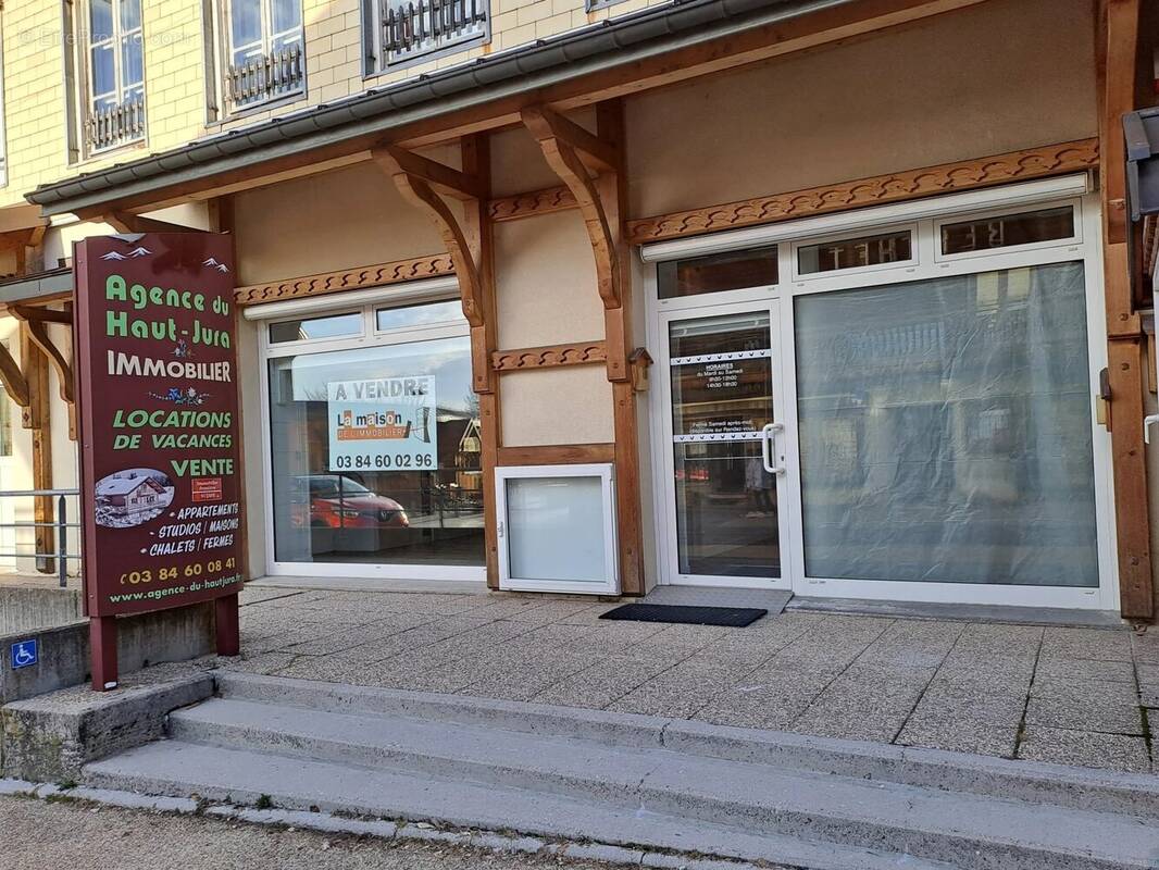 Commerce à LES ROUSSES