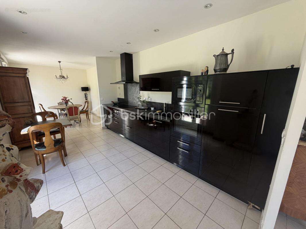 Maison à MAGNY-LE-HONGRE