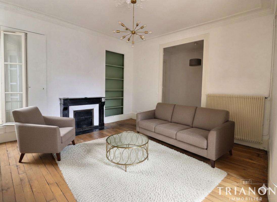 Appartement à VERSAILLES