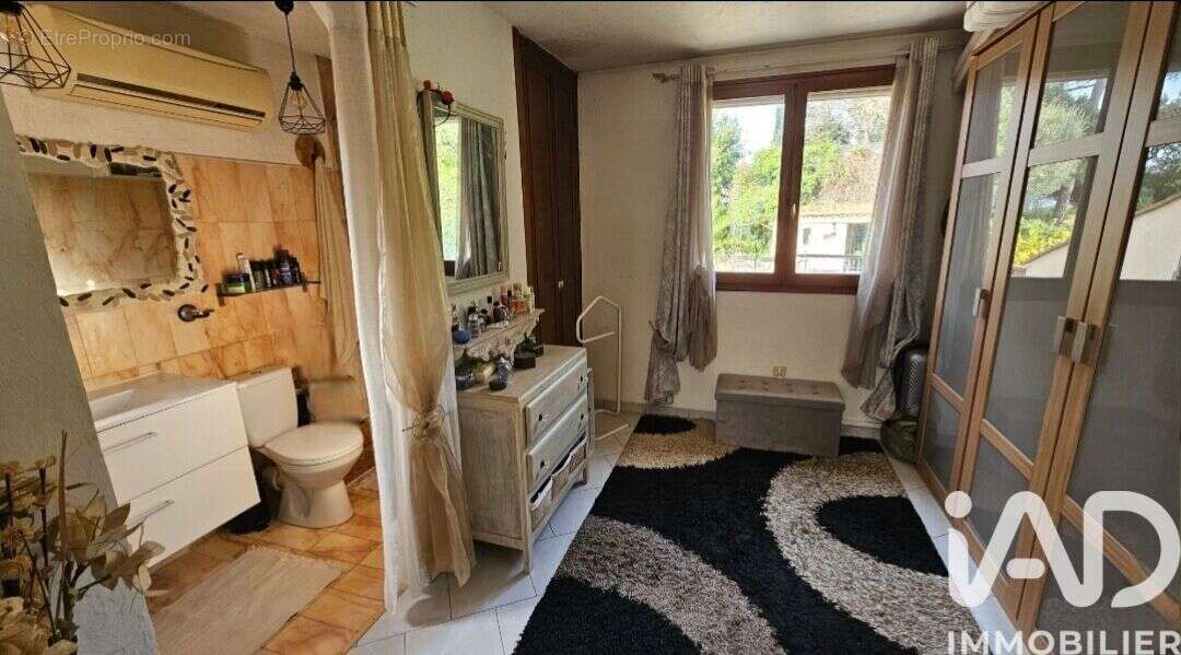 Photo 7 - Maison à FREJUS