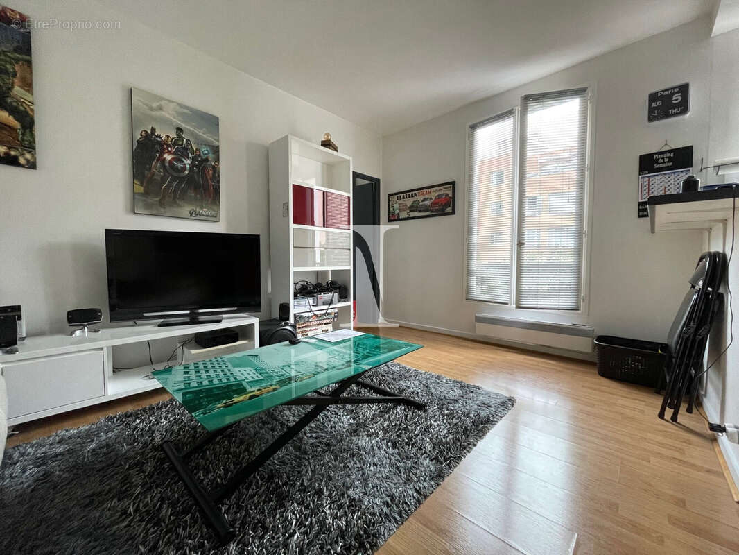 Séjour 1 - Appartement à VINCENNES