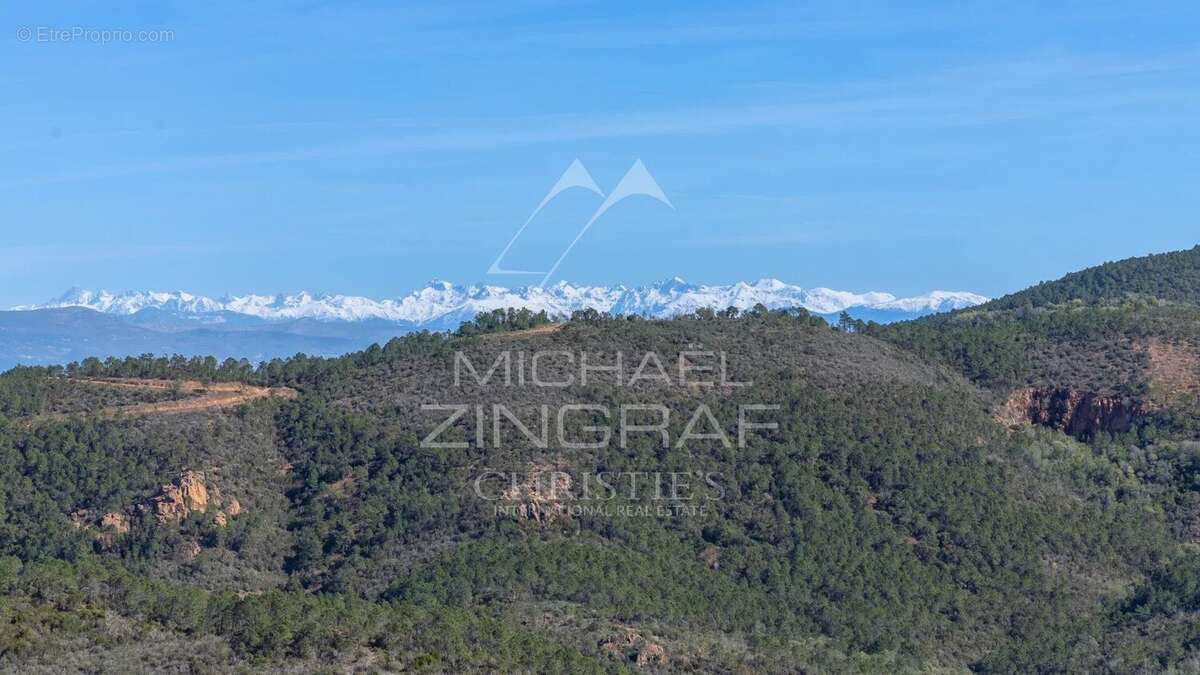 Maison à THEOULE-SUR-MER