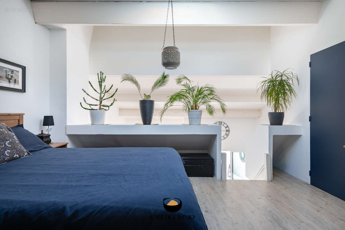 Appartement à MARSEILLE-9E