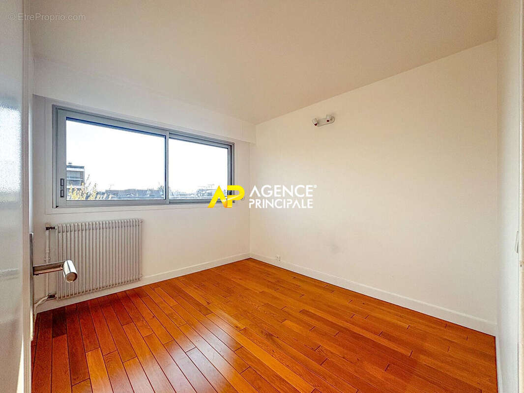 Sartrouville - La Vaudoire - Appartement 3 pièces 61.48 m2 avec balcon, parking et cave - photo 11