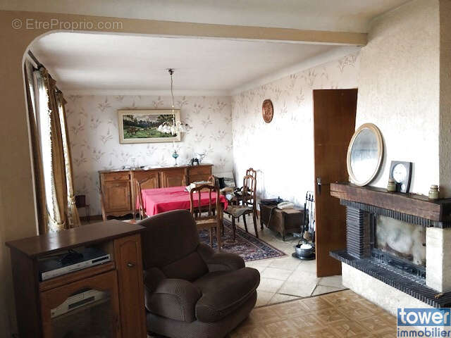 Maison à VILLEFRANCHE-DE-ROUERGUE