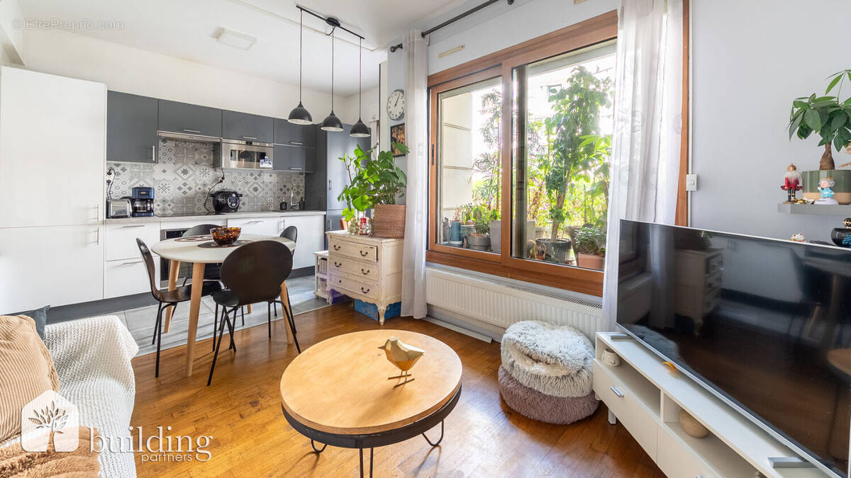 Appartement à LEVALLOIS-PERRET