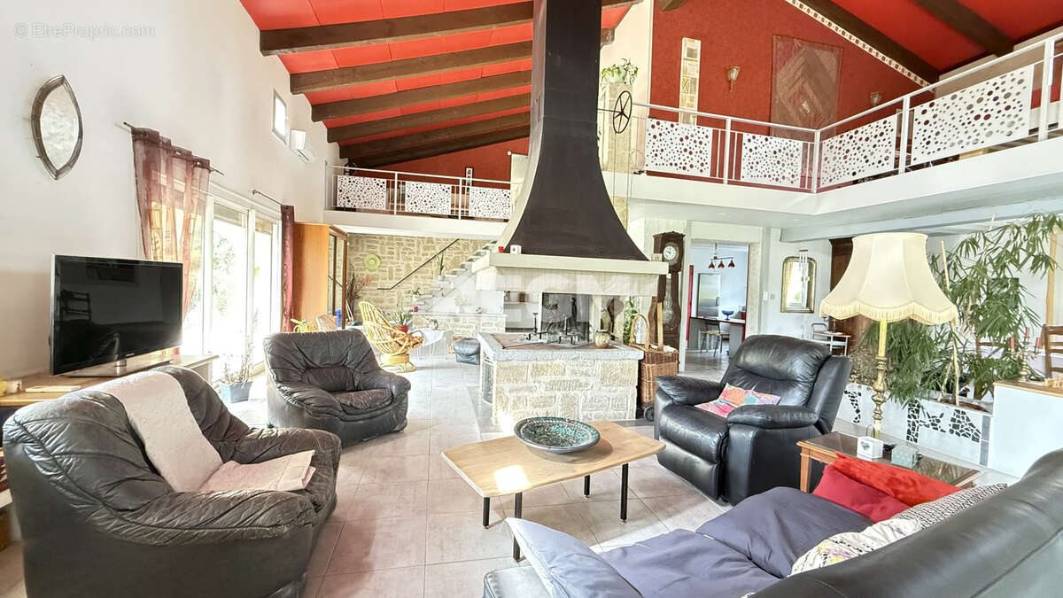 Maison à SAUSSINES
