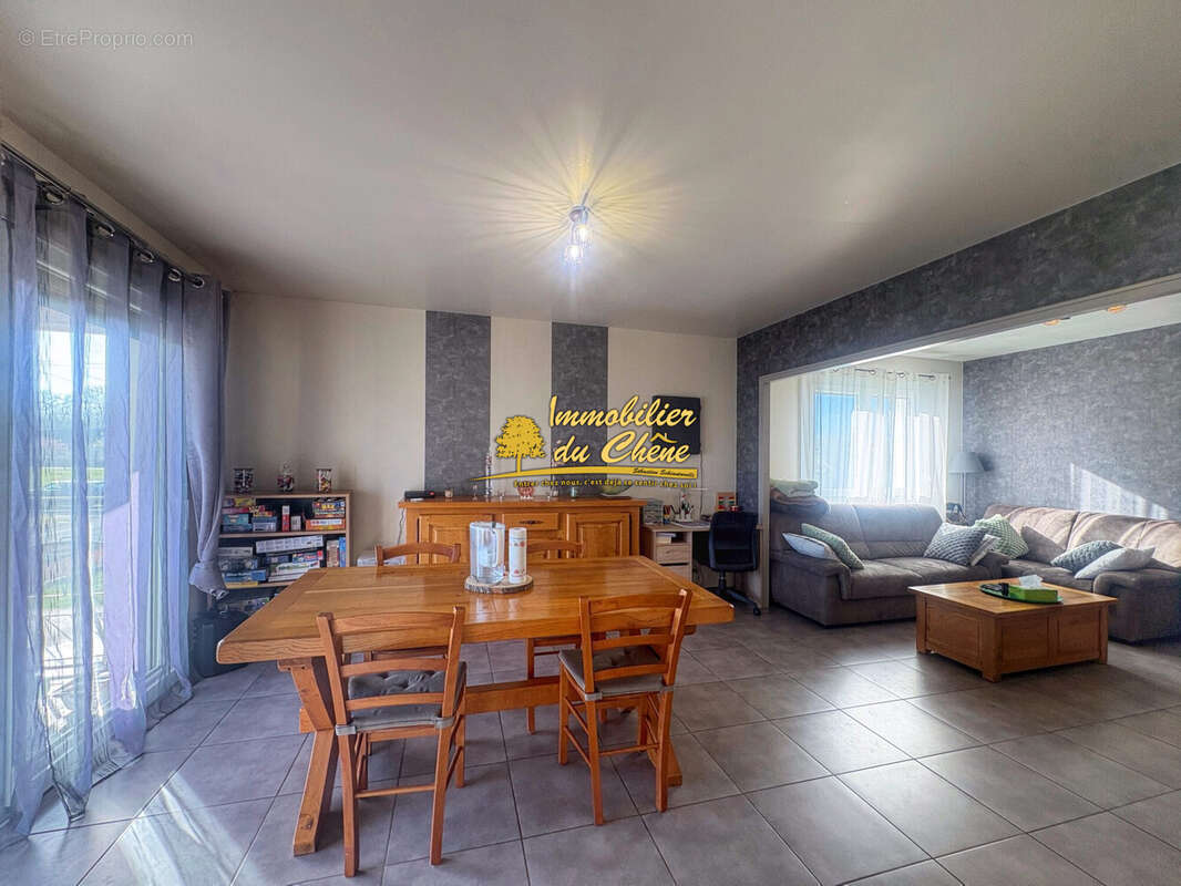 Maison à LUXEUIL-LES-BAINS