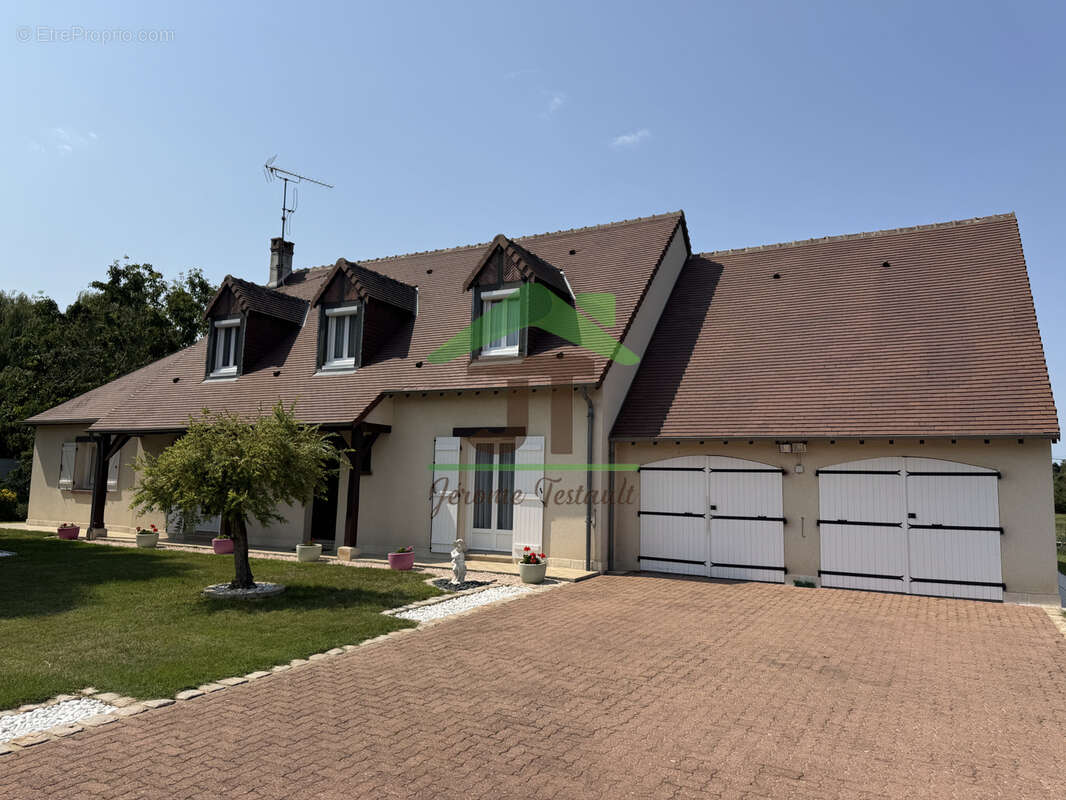 Maison à CHATEAUDUN