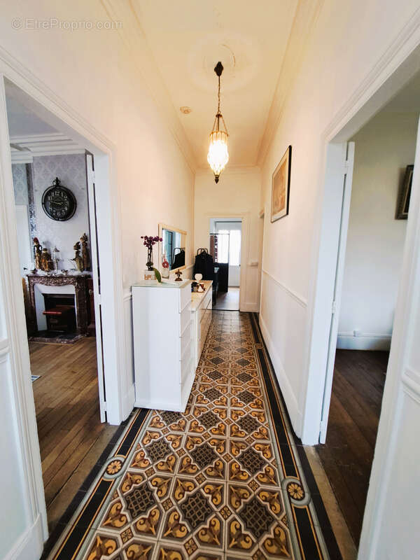 Maison à MONTEREAU-FAULT-YONNE