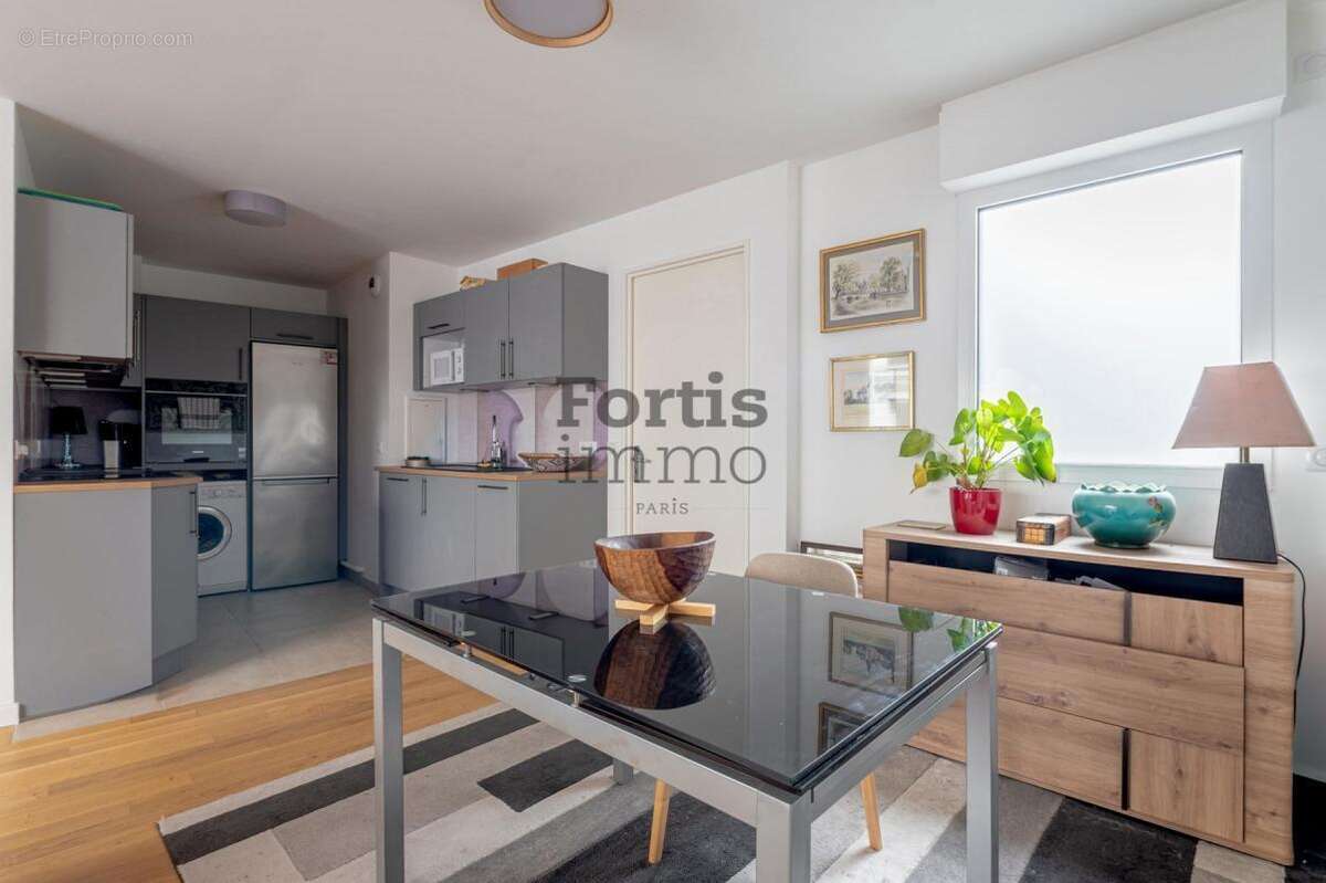 Appartement à MONTROUGE