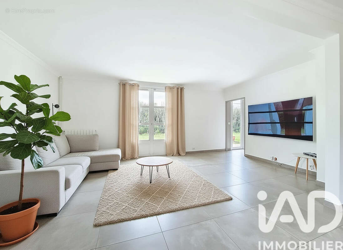 Photo 4 - Maison à OZOIR-LA-FERRIERE