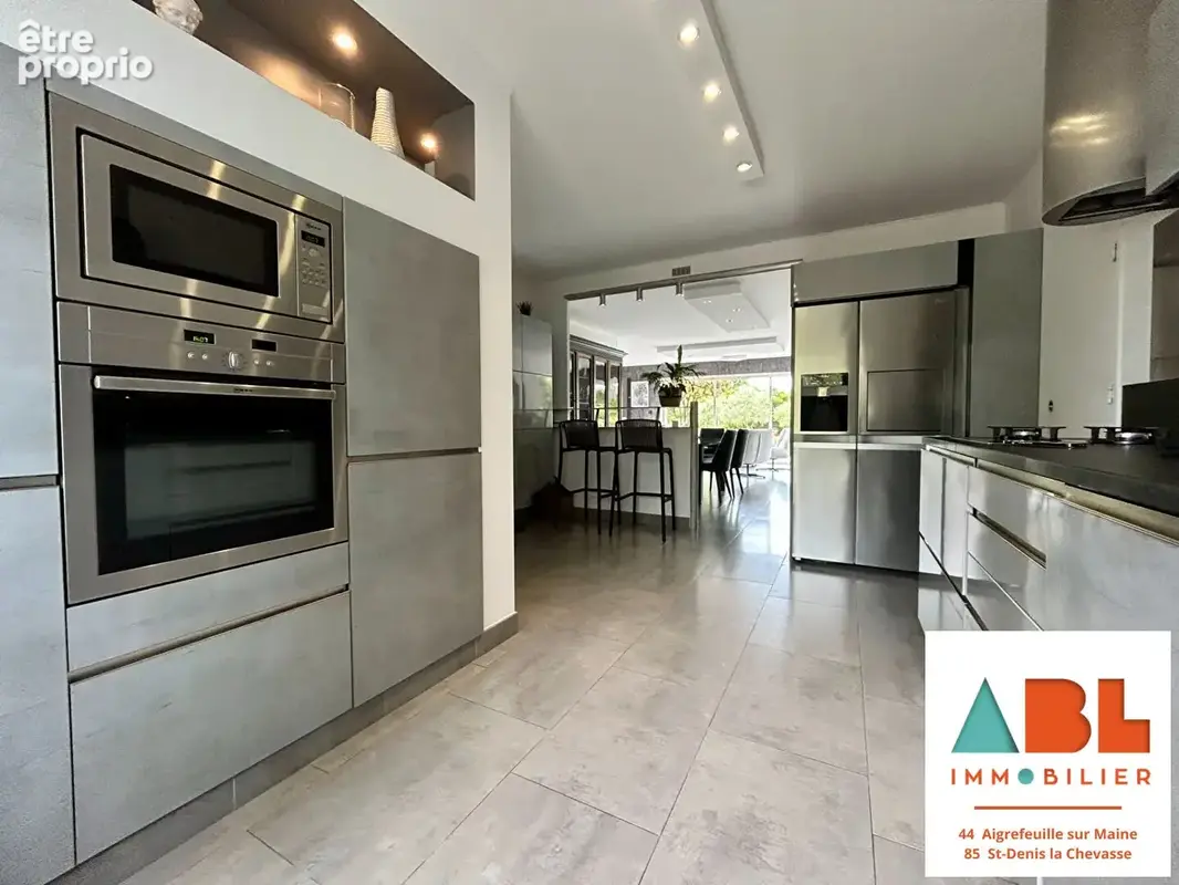 Maison de plain-pied de 115m² habitables, avec grand terrain arboré - photo 8