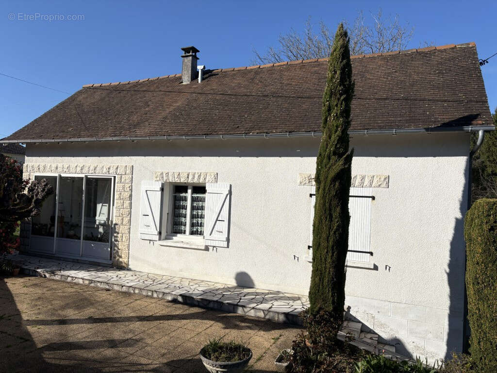 Maison à ARNAC-POMPADOUR