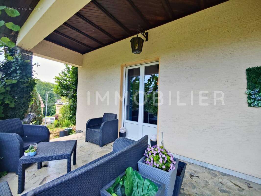 Maison 137 m² à Hegenheim  - photo 4