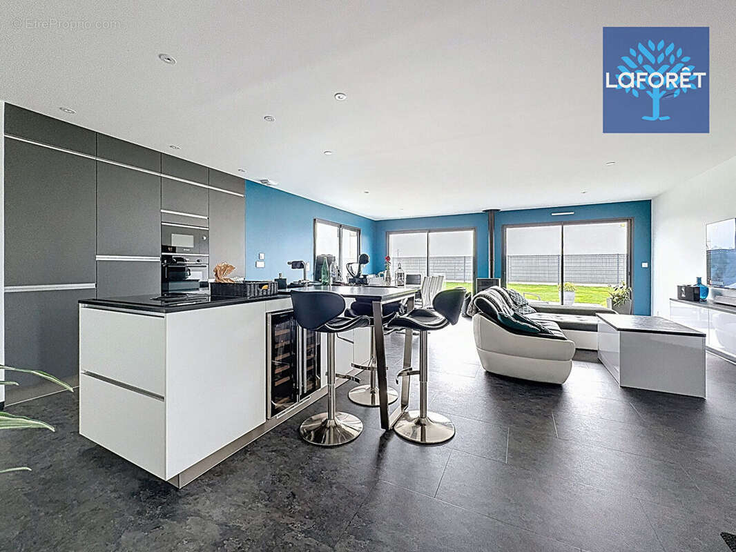 Maison à BOURNEVILLE