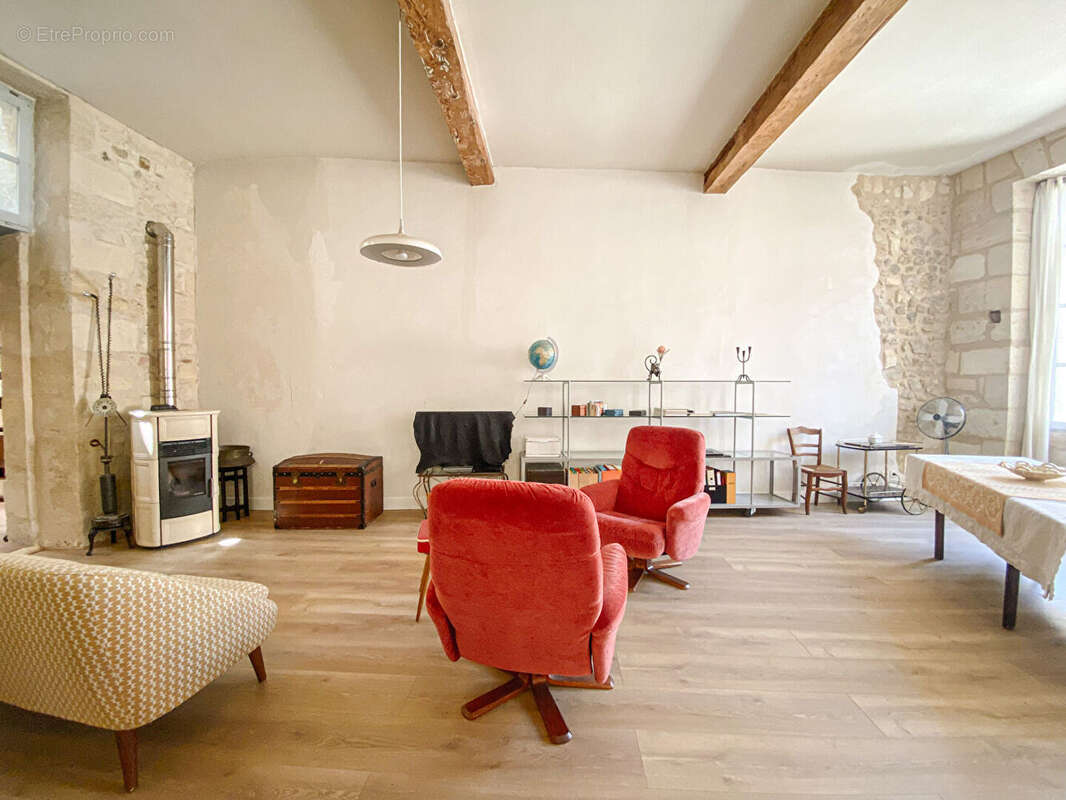 ARCHITECTURE ATYPIQUE- 1700 -Appartement avec terrasse - photo 6