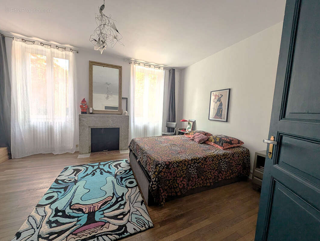 Maison à SAINT-ANTONIN-NOBLE-VAL