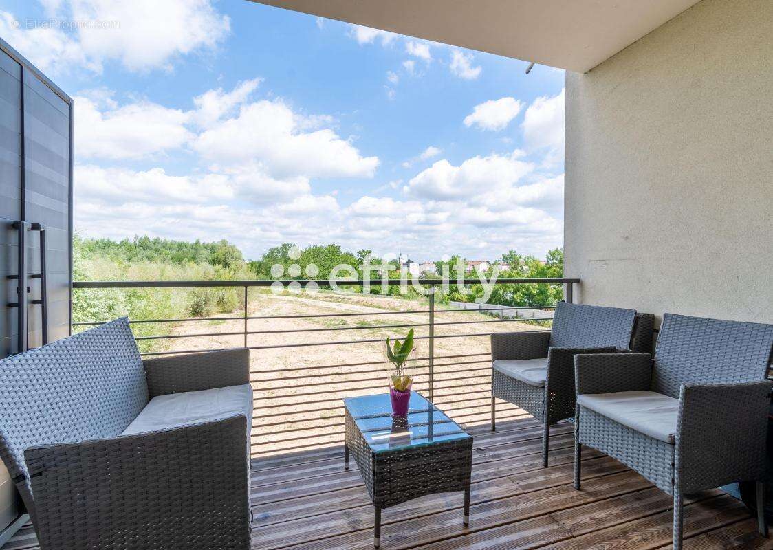 Appartement à VILLENEUVE-LE-ROI