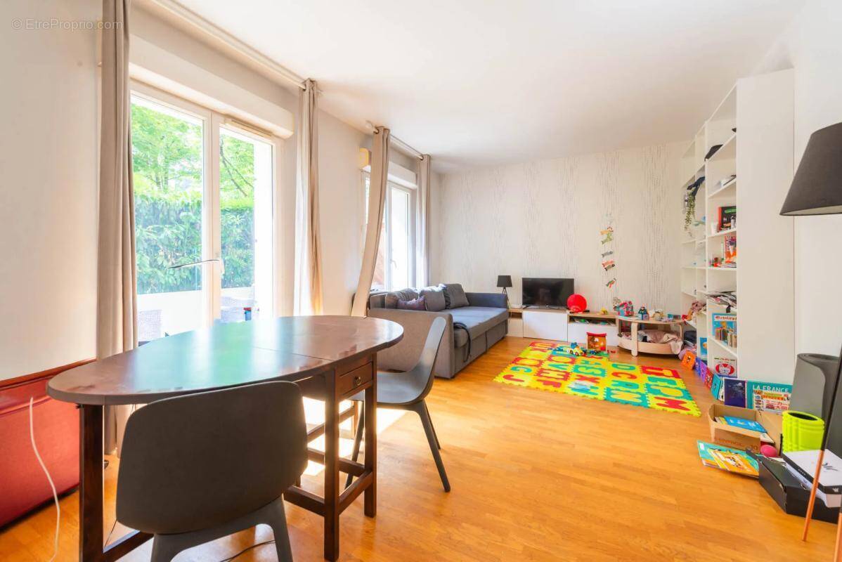 Appartement à PUTEAUX