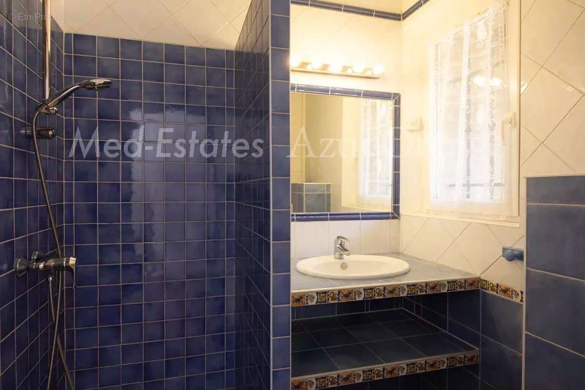 Maison à LA GARDE-FREINET