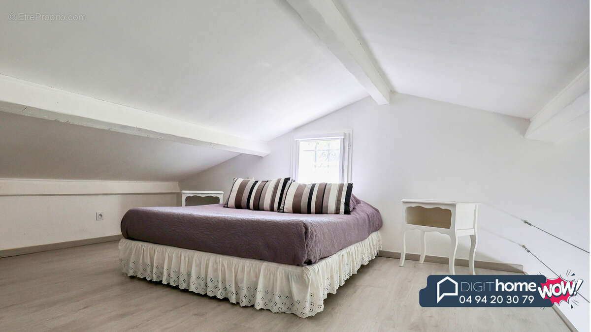 Maison à SOLLIES-VILLE