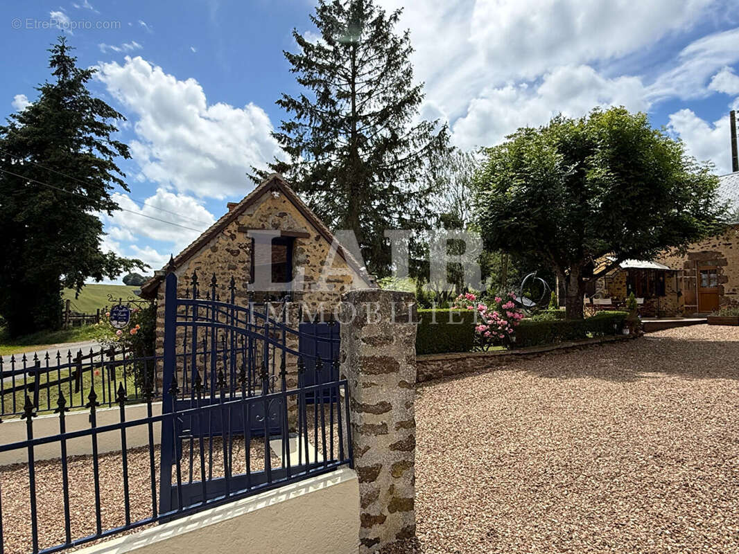 Propriété de charme au coeur d'un parc arboré sans vis-à-vis  réf: F15453 - photo 16