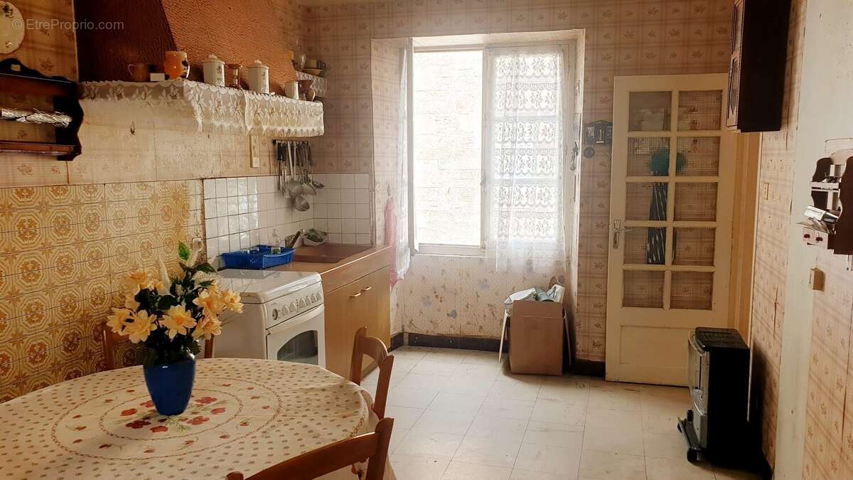 Maison à TARNAC