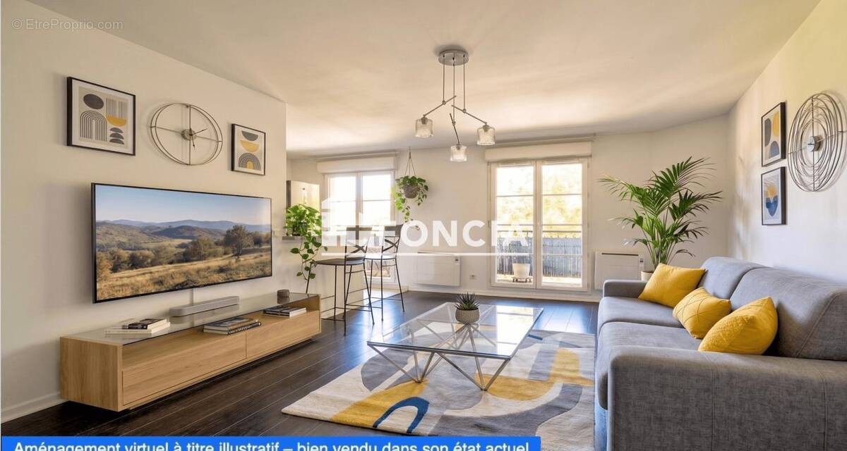 Appartement à FONTENAY-LE-FLEURY
