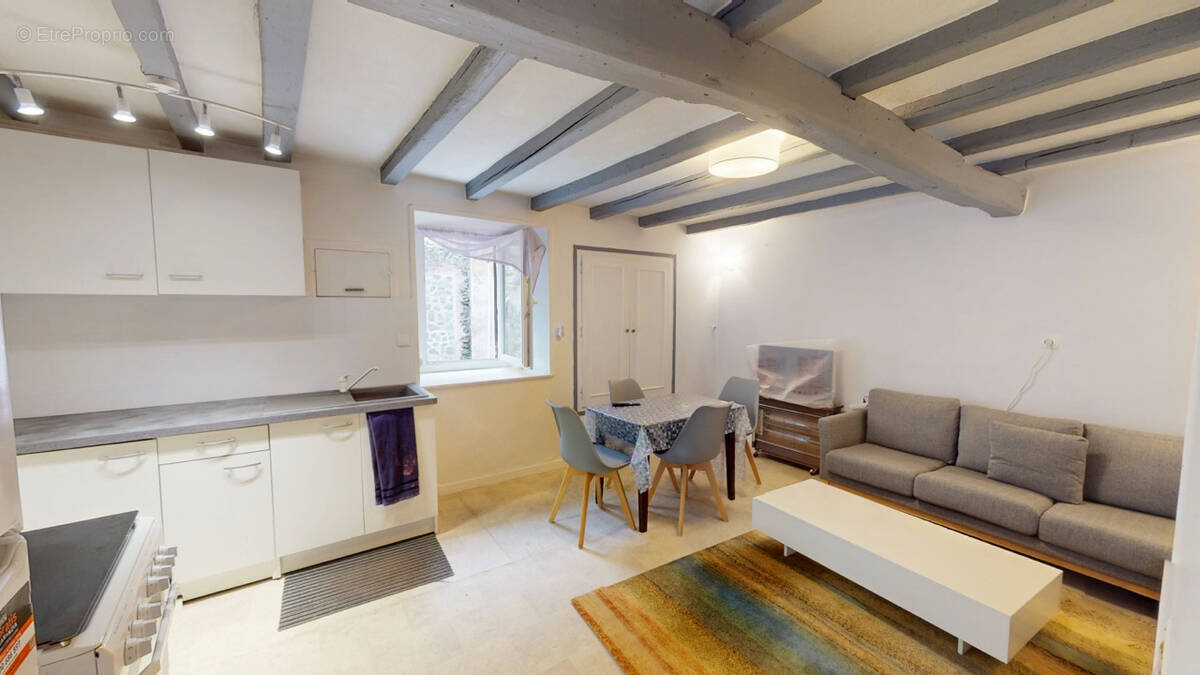 Maison à LIVET-ET-GAVET