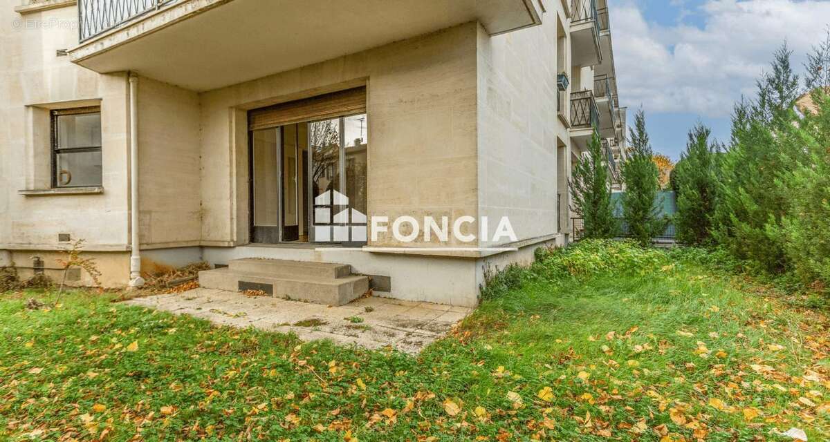 Appartement à BOURG-LA-REINE