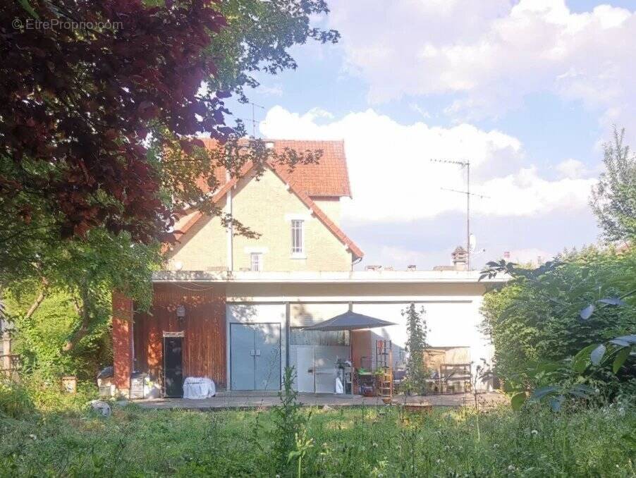 Terrain à VITRY-SUR-SEINE