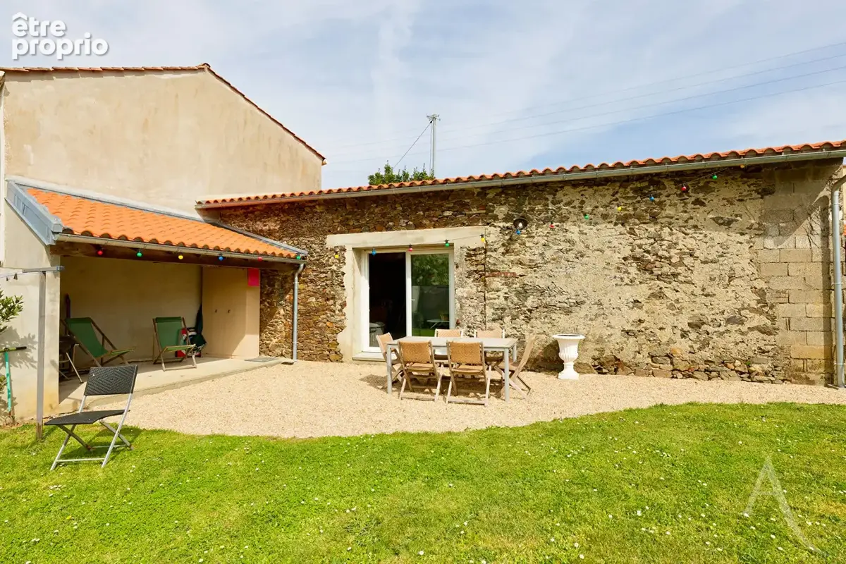 Maison Rocheserviere - photo 10