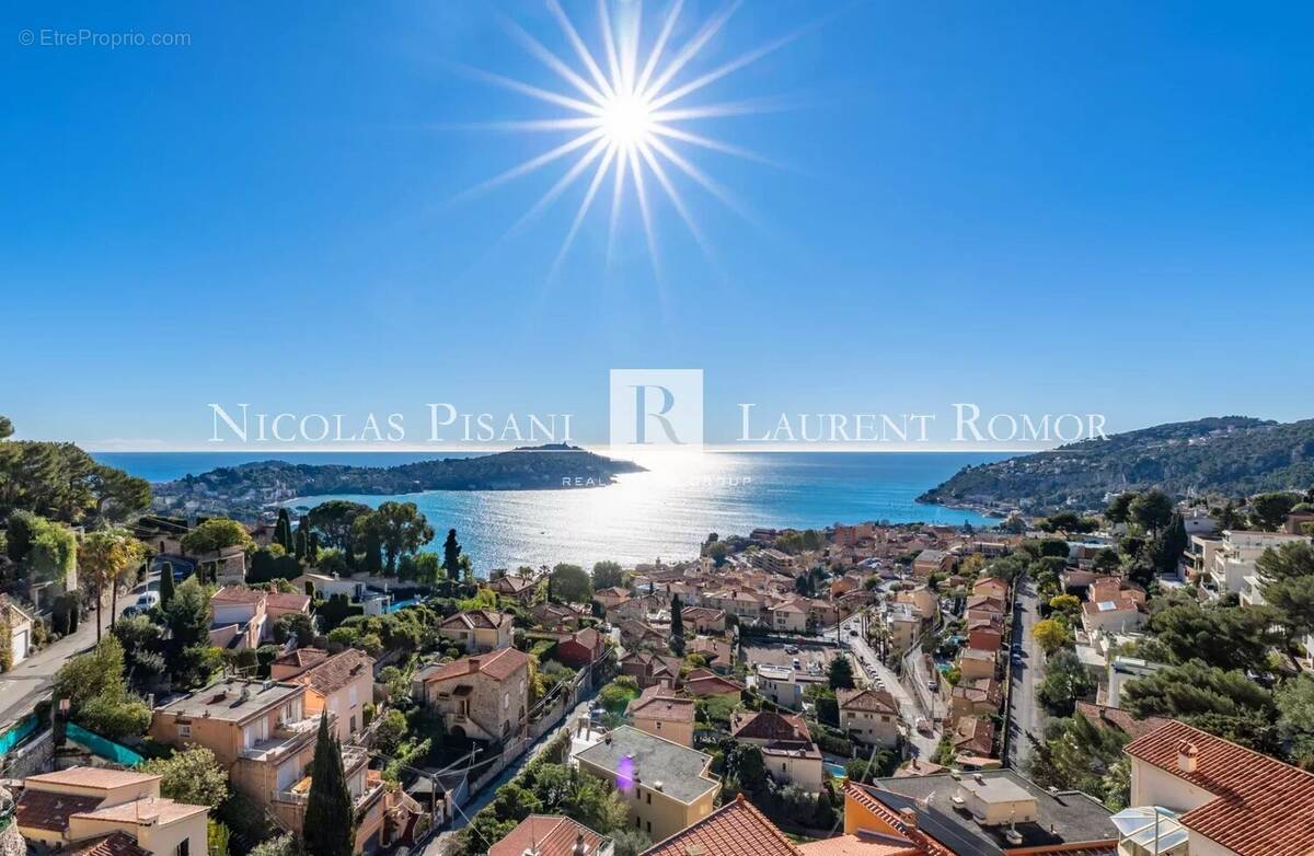 Appartement à VILLEFRANCHE-SUR-MER
