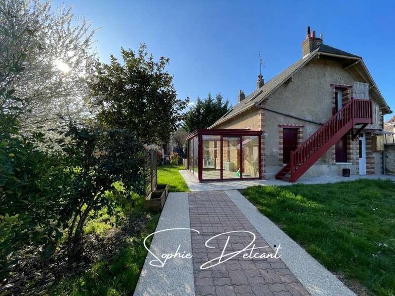 Belle Maison bourgeoise 7 pièces AMBOISE (37) - photo 5