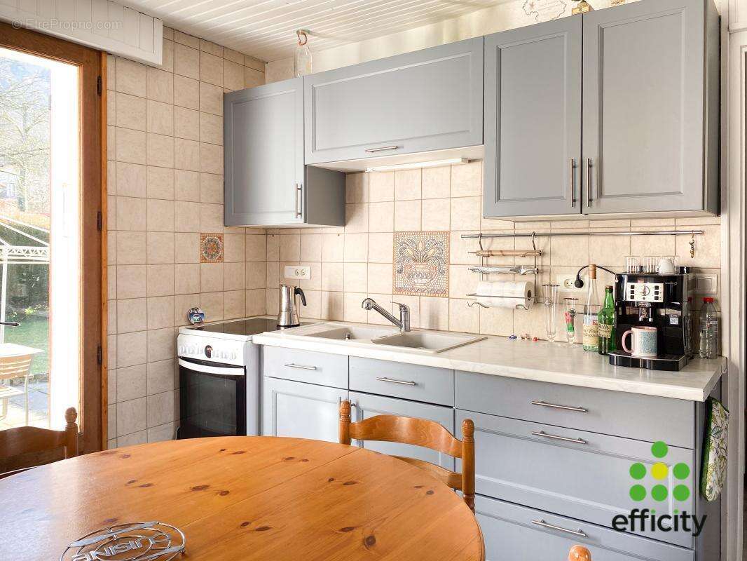 Maison à NOTRE-DAME-DES-MILLIERES