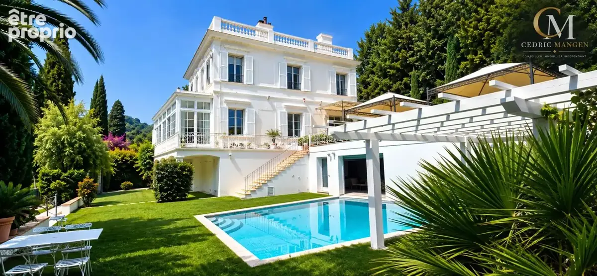 Maison à HYERES