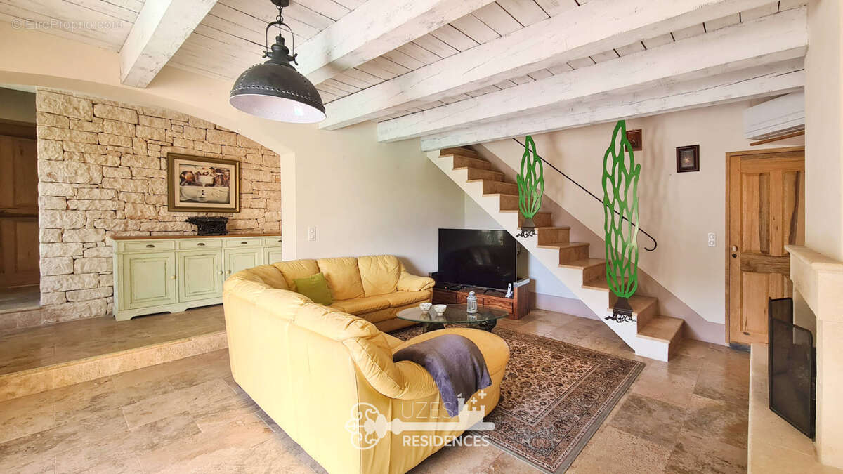 Maison à GOUDARGUES