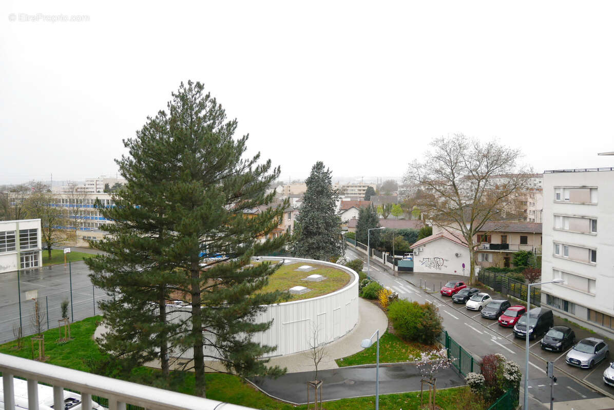 Appartement à VENISSIEUX