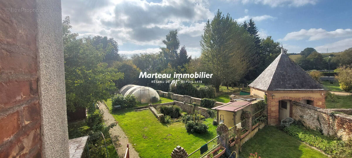 Maison à VALENNES
