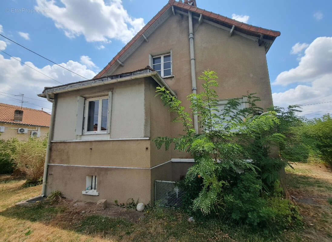 Maison à CHATELLERAULT