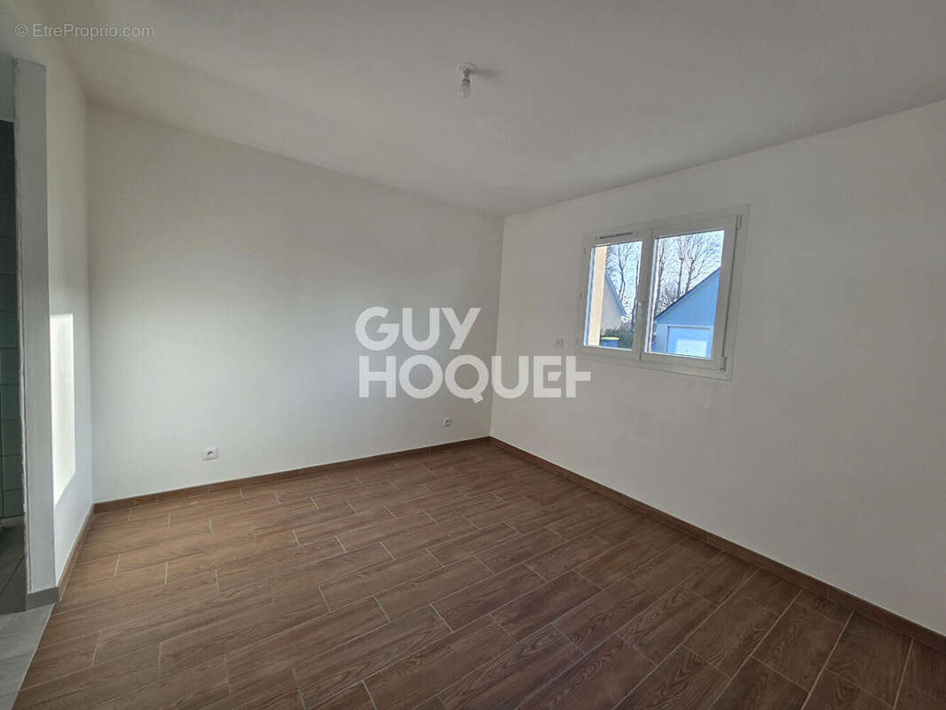 Maison à LA SAUSSAYE